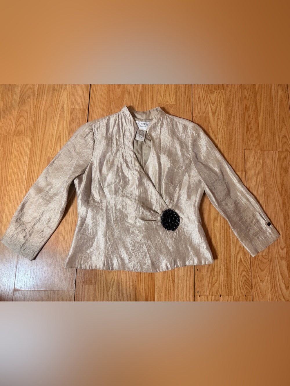 J.R. Nites by Carol Lin long-sleeve blazer, shiny metallic silver,V-neck, size 8